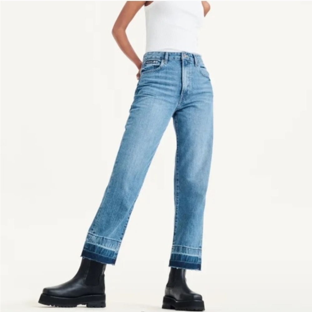 DKNY Jeans Kent High Rise Straight Leg Raw Ombre' Hem Jeans Size 26/2